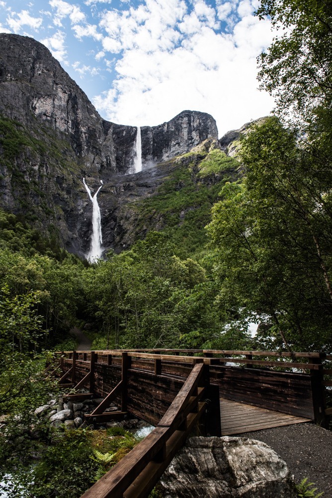 Air Terjun Monge (Mongefossen), Norwegia (774 meter)